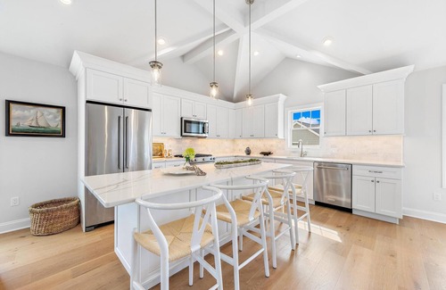 Beach Haven Gardens House | THE CHLOÉ beach haven gardens - 5BR Luxury Rental - Oceanside