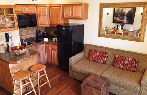 Avon Condo | The Christie Lodge 1br mini suite, Saturday check-in