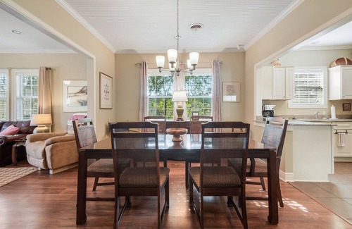 Old Town House | The Citrus House in Old Bay St. Louis