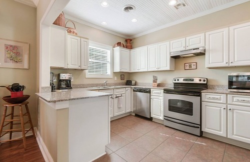 Old Town House | The Citrus House in Old Bay St. Louis