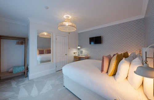 Southsea Hotel | The Clarence Boutique Rooms