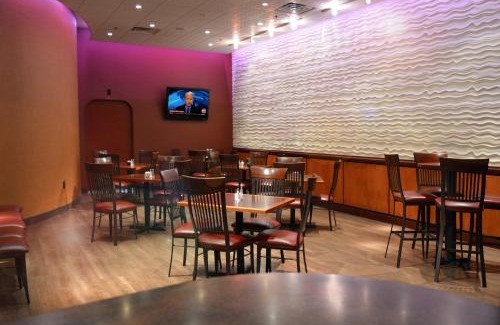 Essington Hotel | The Clarion Hotel Philadelphia Airport