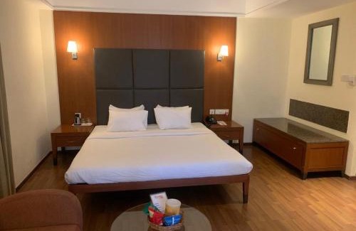 Andheri West Hotel | The Classique Club