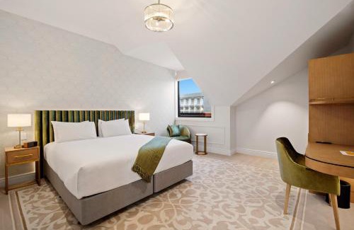 Cambridge Hotel | The Clements Hotel
