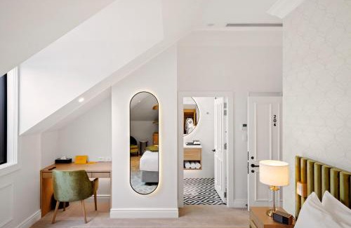 Cambridge Hotel | The Clements Hotel