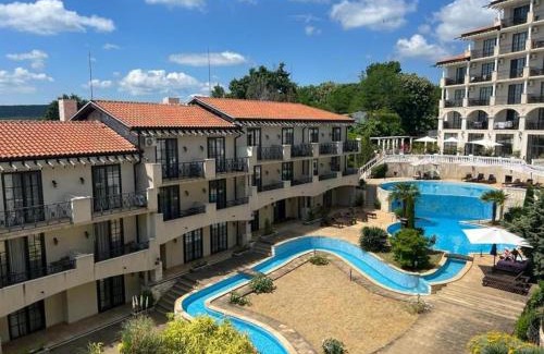 Obzor Apartment | The Cliff apartment - free parking