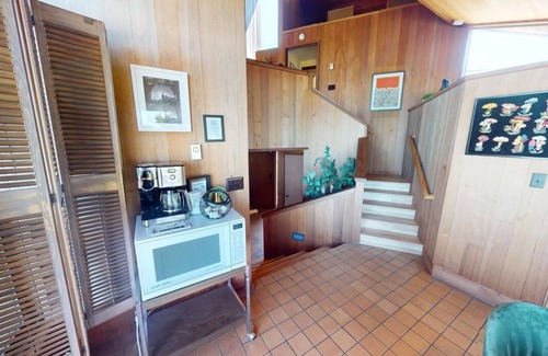 Bodega Bay House | The Cliff House: Panoramic Oceanfront Views by Famed Architect Carson Bowler.