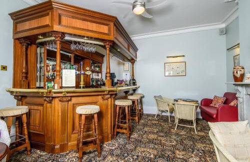 Shanklin Hotel | The Clifton