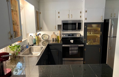 Macon House | The Clubhouse