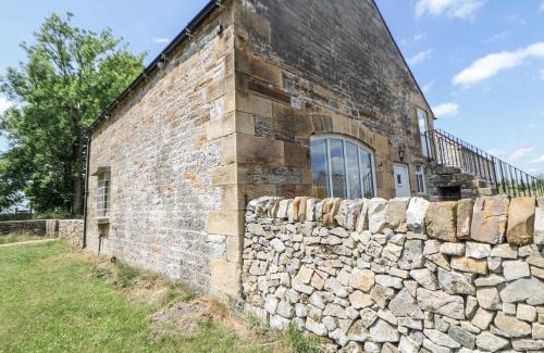 Cauldon Low House | The Coach House at Mayfurlong Farm