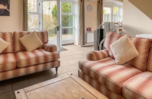 Rhyd-y-foel House | The Coach House - Hw7593