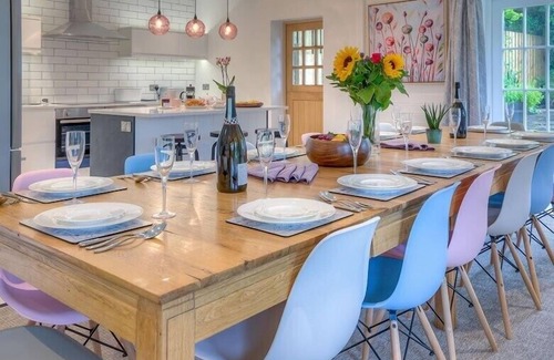 Abersoch Cottage | THE COACH HOUSE, pet friendly, character holiday cottage in Abersoch