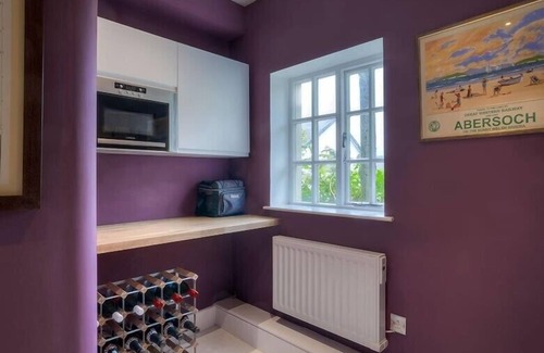 Abersoch Cottage | THE COACH HOUSE, pet friendly, character holiday cottage in Abersoch