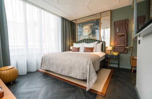 Zuidwal Hotel | The Collector