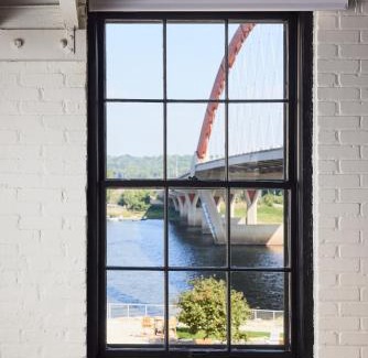 Hastings Hotel | The Confluence Hotel