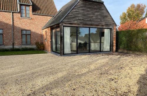 Lokeren Apartment | The Conservatory a cosy little holiday home- central between Gent Antwerpen Brussel & Brugge