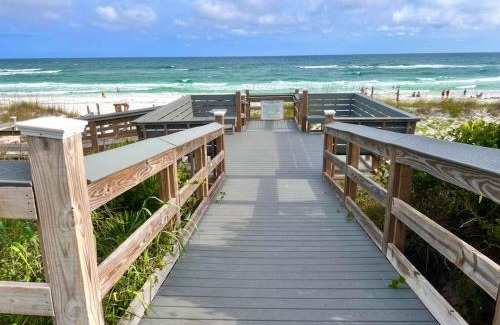 Avalon Beach Estates House | The Coral Reef at Avalon Estates - Private Beach