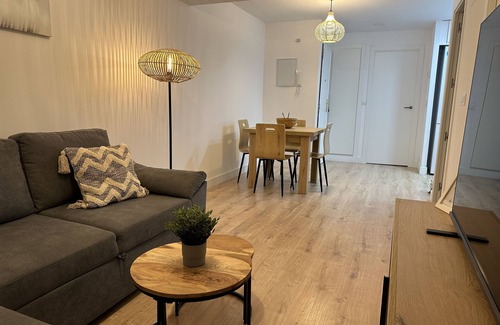 Bailen-Miraflores Apartment | The Corner of the Kingdom. Cozy and very cozy apartment.
