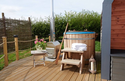 Banbury Cabin | The Cornflower