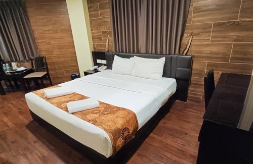Bayan Lepas Hotel | The Corum View