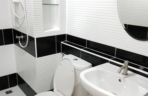 Khlong San Hotel | The Cosy River