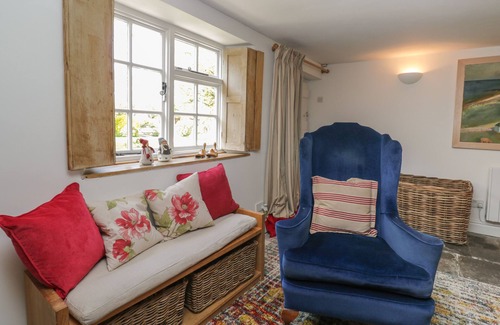 Brent Knoll House | THE COTTAGE, character holiday cottage, with open fire in Brent Knoll