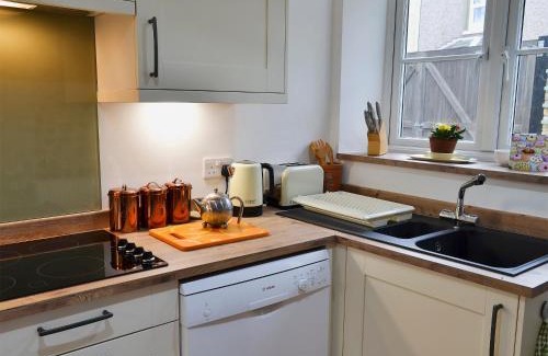 Broadstairs House | The Cottage