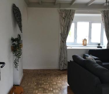 Portfieldgate House | The Cottage