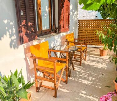 Vathi Apartment | The Cottage