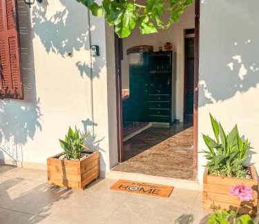 Vathi Apartment | The Cottage
