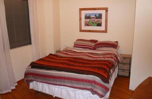 Somerset West Apartment | The Cottage, Heide Avenue
