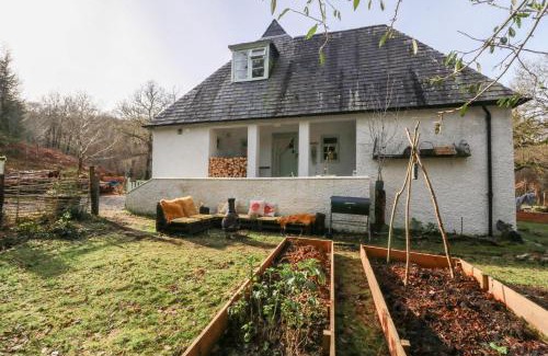 Taynuilt House | The Cottage In The Woods