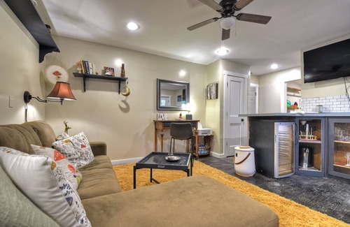 Morganton Cottage | The cottage is located centrally to downtown & a short walk to Lake Blue Ridge.