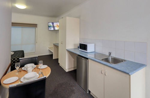 South Albury Hotel | The Cottage Motor Inn Albury CBD
