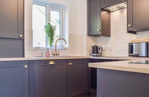 Chipping Norton Cottage | The Cottage on the Green