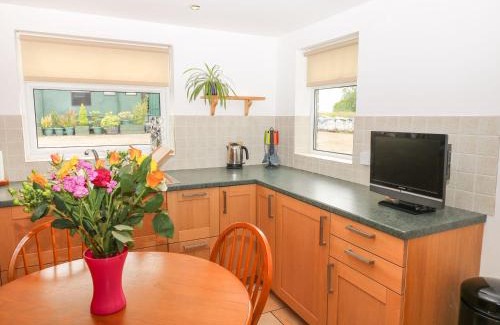 Hulland Ward House | The Cottage, Poplars Farm