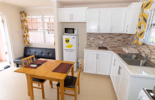 West Coast Cottage | THE COTTAGE, SAINT DAVIDS, CHRIST CHURCH, BARBADOS modern 1 bed villa with pool