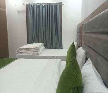Mathura Bed & Breakfast | The Country House