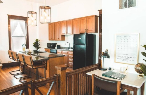 El Paso Apartment | The Courthouse Loft - History with a hot tub!
