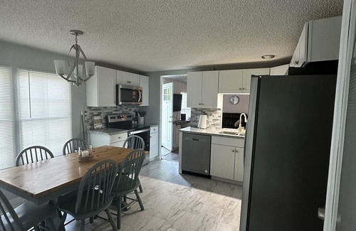 Mooresboro House | The Cove at Lake Houser-lakefront home, large deck, fishing/kayak/paddle board