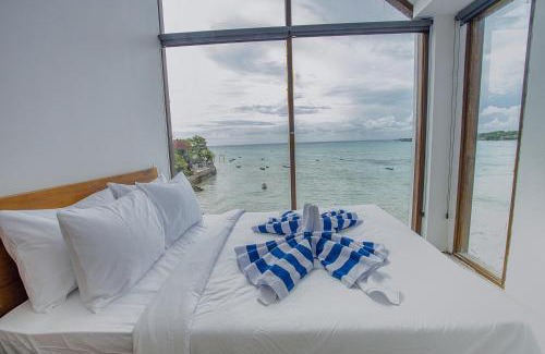 Ceningan Island Bed & Breakfast | The Cove Bali