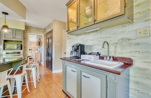 Savannah House | The Cove House- Close to Downtown and Tybee!