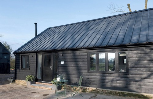Halesworth Cottage | The Cowshed - UK10354