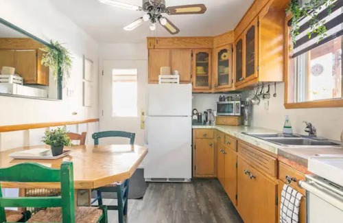 Val David Ski Chalet | The Cozy Cabin: Escape to Serenity&Tranquility Surrounded by Nature's Splendour