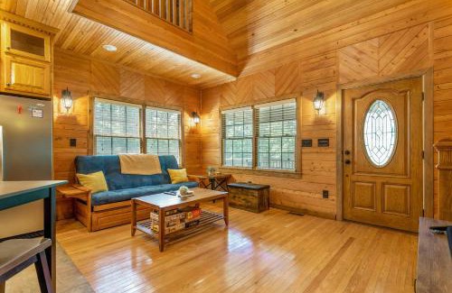 Wise House | The Cozy Cabin on Lake Gaston