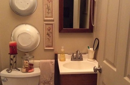 Madison House | The Cozy Cottage on Main