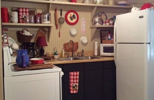 Madison House | The Cozy Cottage on Main