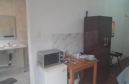 Krugersdorp North House | The Cradle's Rest Guest House