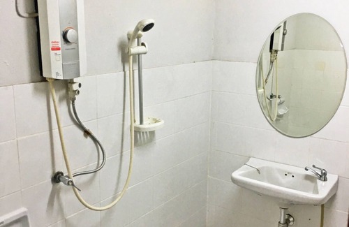 Chong Kham Hotel | The Creek Garden Huainamrin Resort