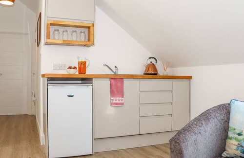 Helston House | THE CREST, family friendly, with a garden in Helston